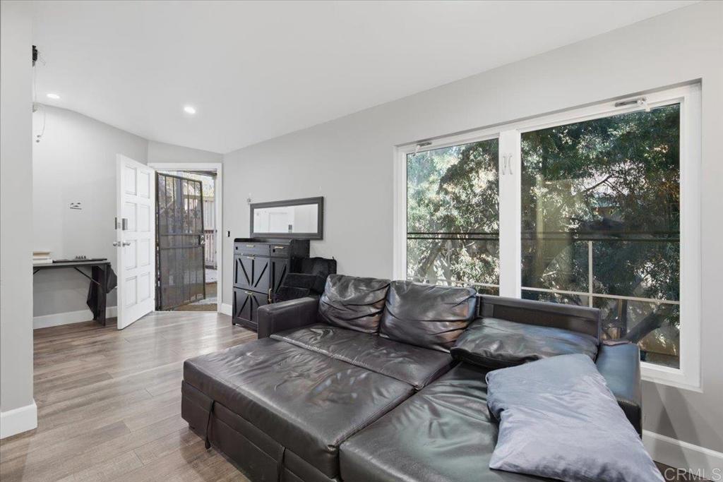 2415 Van Ness Avenue Property Photo 31