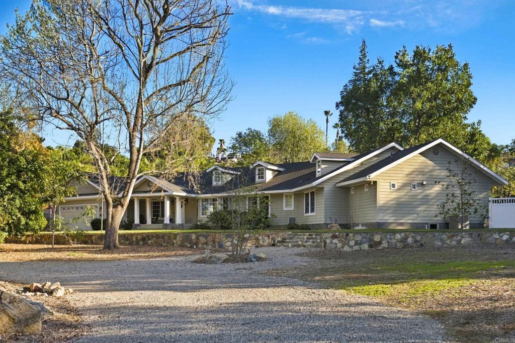 1521 Donita Drive Property Photo