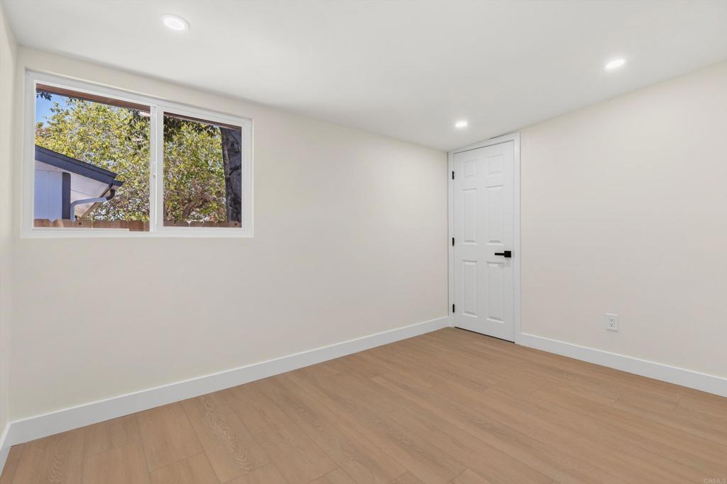 4020 22 Dwight St Property Photo 7