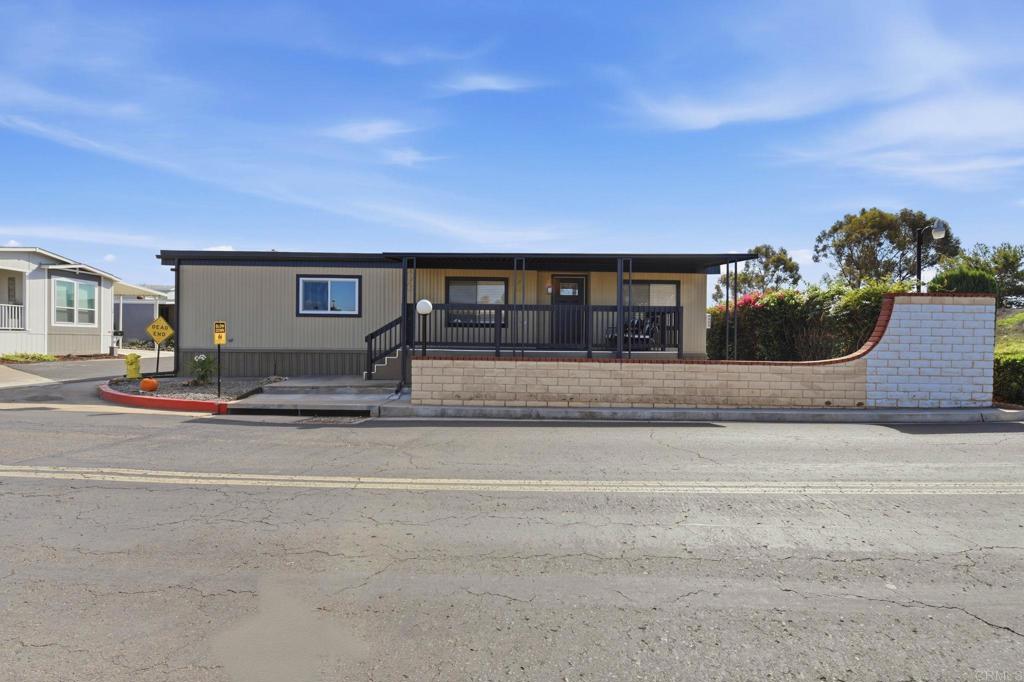1815 Sweetwater 1 Property Photo 2