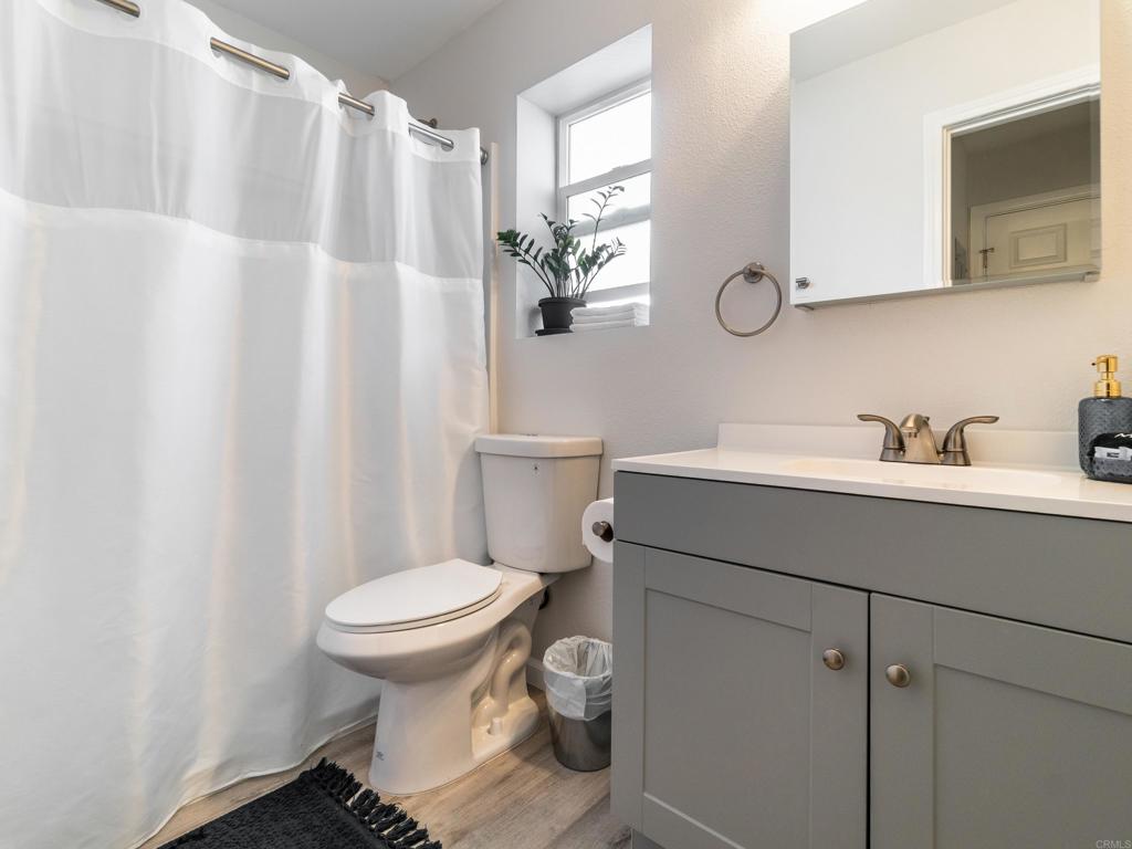 4563 67 51st Street Property Photo 29