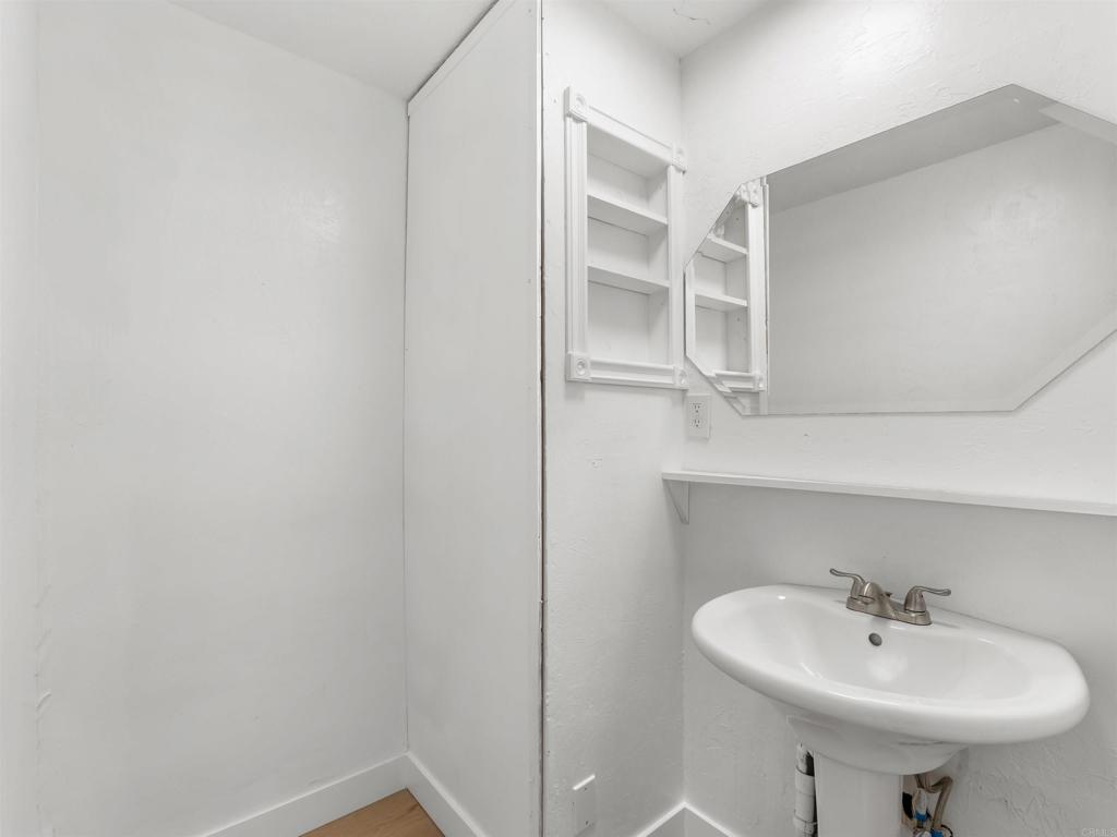 2240 Grace Lane Property Photo 26