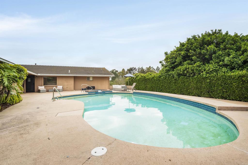 1444 Rodeo Dr. Property Photo 19