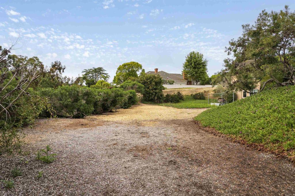 1444 Rodeo Dr. Property Photo 42