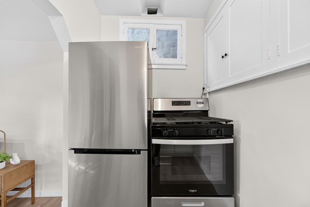2421 Brant Street Property Photo 55