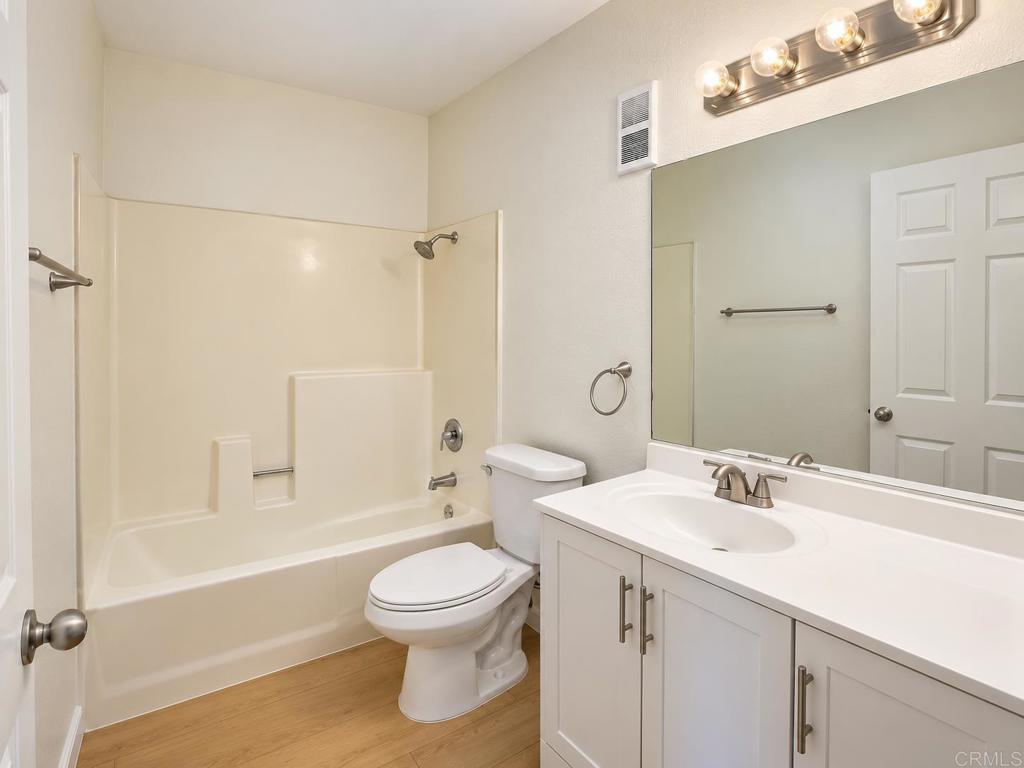 227 50th Street #9 Property Photo 7