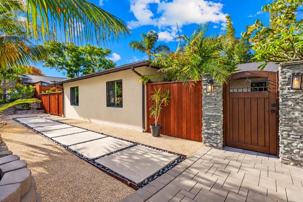 1639 Mountain View Avenue Property Photo 3