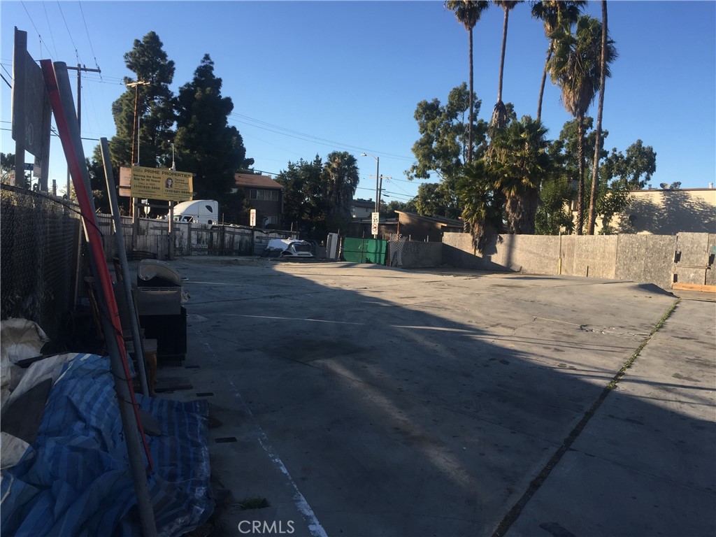 1415 Anaheim Street Property Photo 20