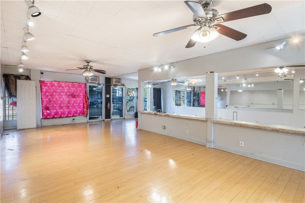 13420 Hawthorne Boulevard Property Photo 10