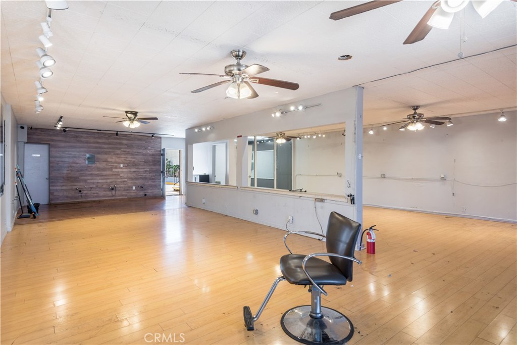 13420 Hawthorne Boulevard Property Photo 12