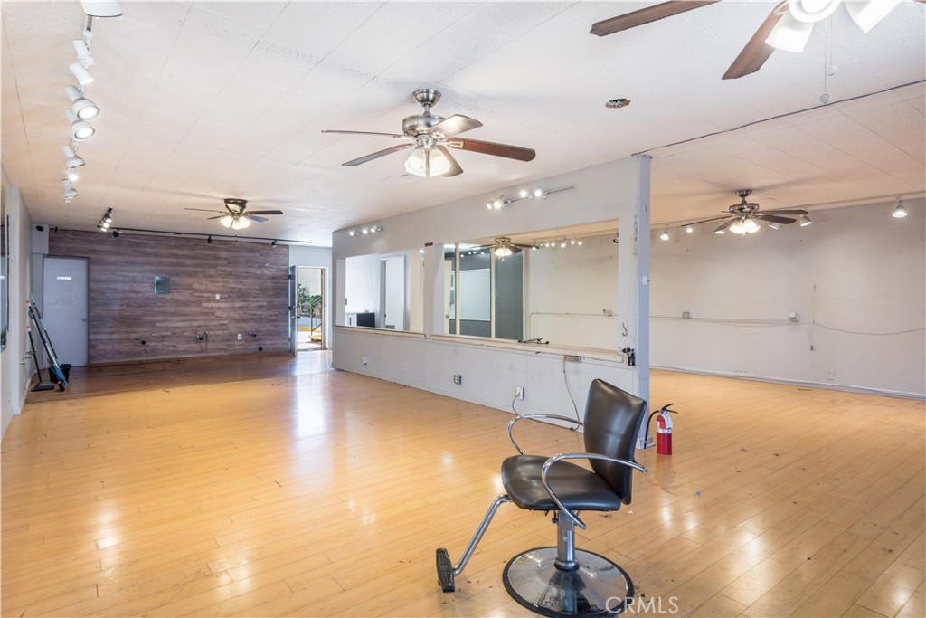 13420 Hawthorne Boulevard Property Photo 12