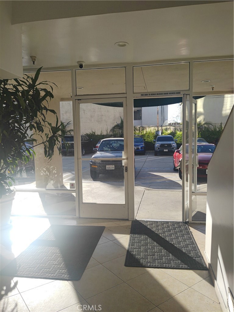 14623 Hawthorne Boulevard Property Photo 2