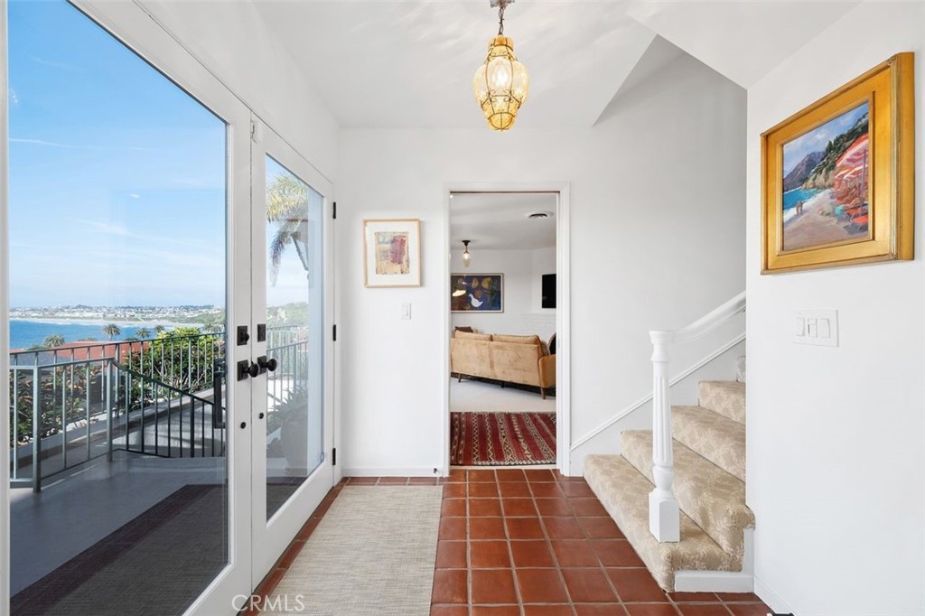 528 Via Almar Property Photo 27
