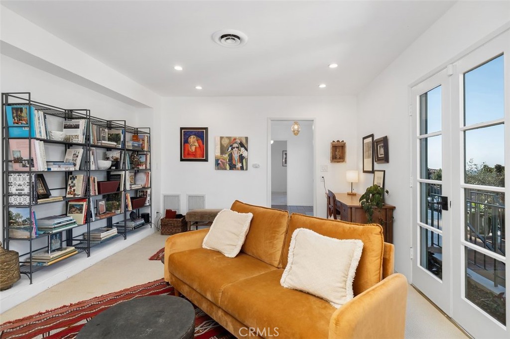 528 Via Almar Property Photo 29