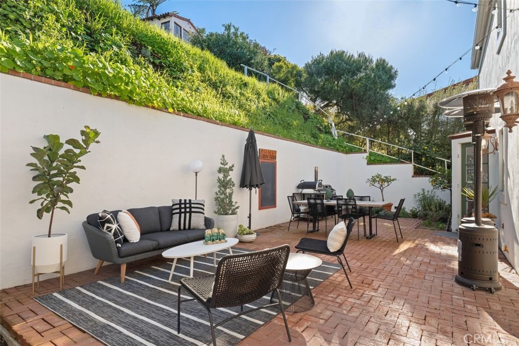 528 Via Almar Property Photo 32