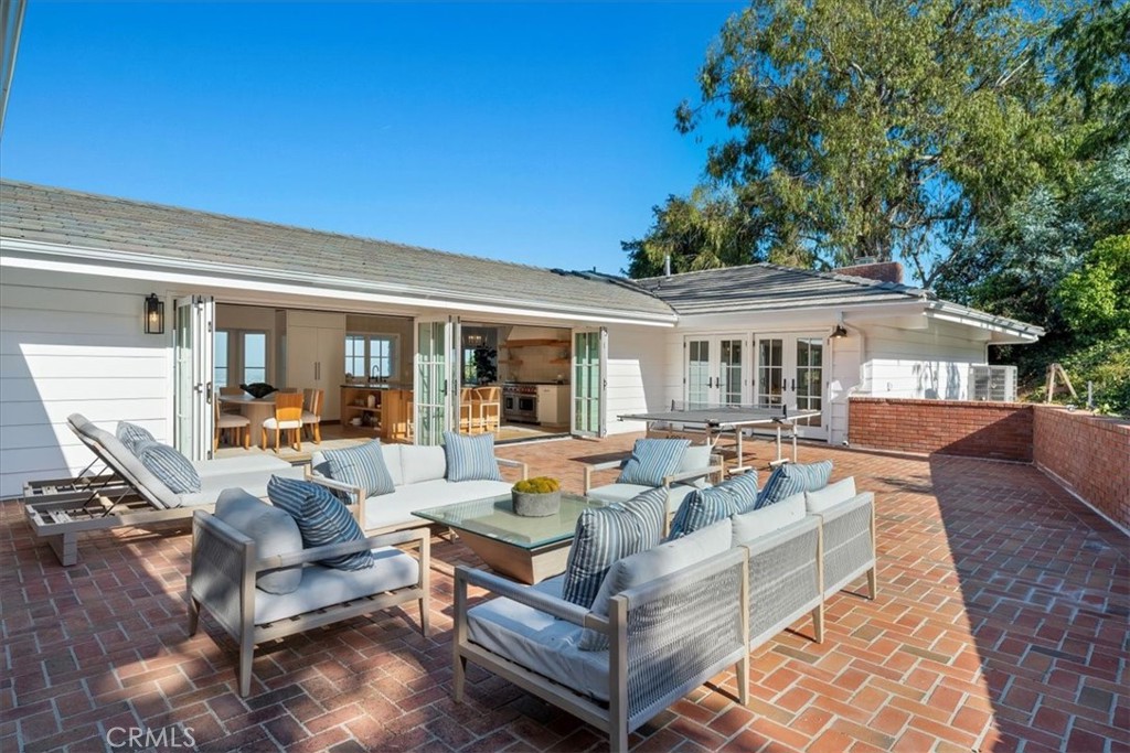 1 Outrider Road Property Photo 26