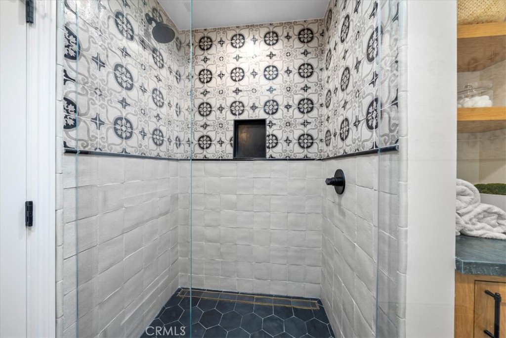 1 Outrider Road Property Photo 38
