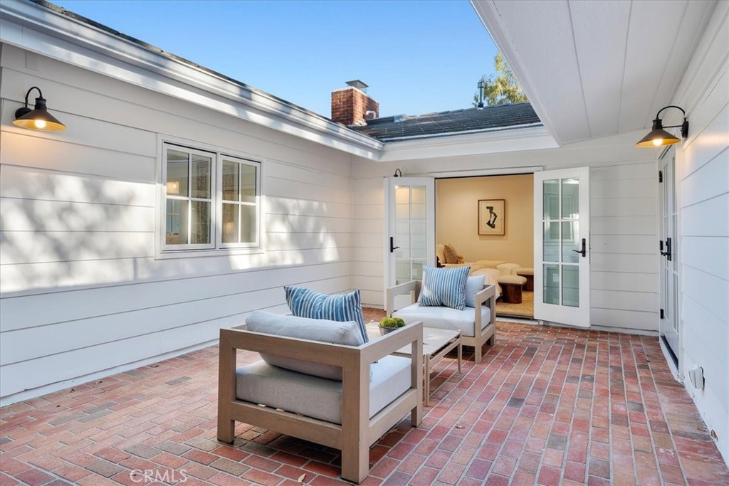1 Outrider Road Property Photo 49