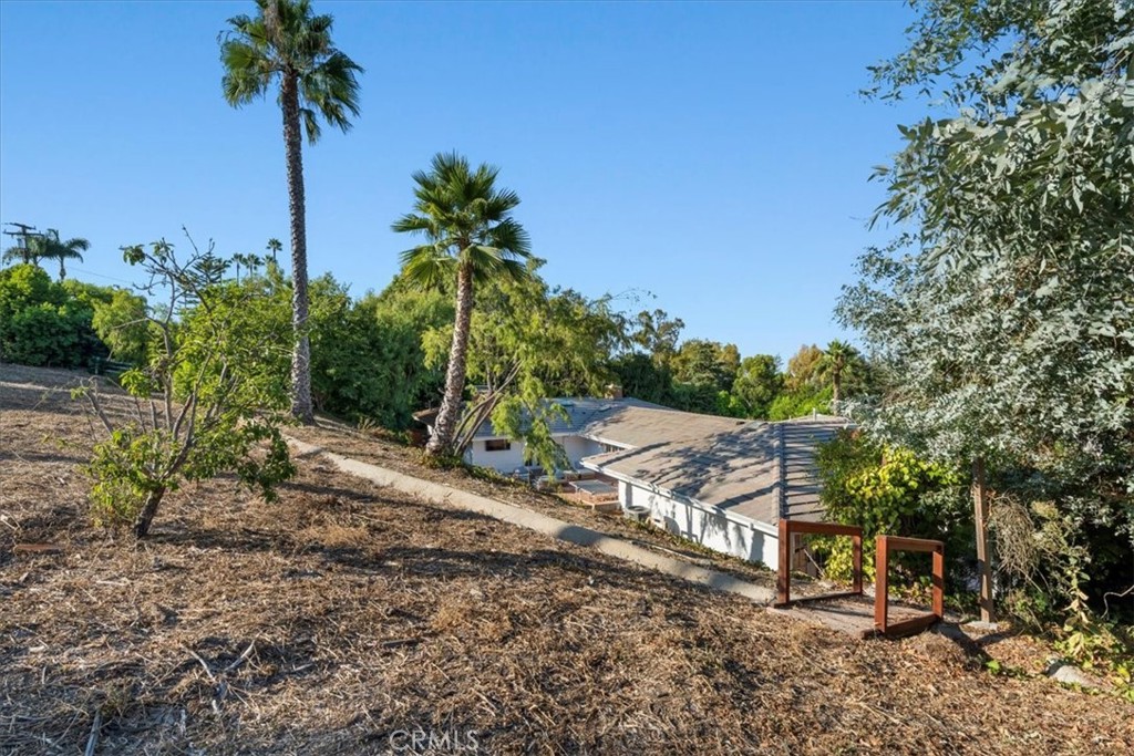 1 Outrider Road Property Photo 65