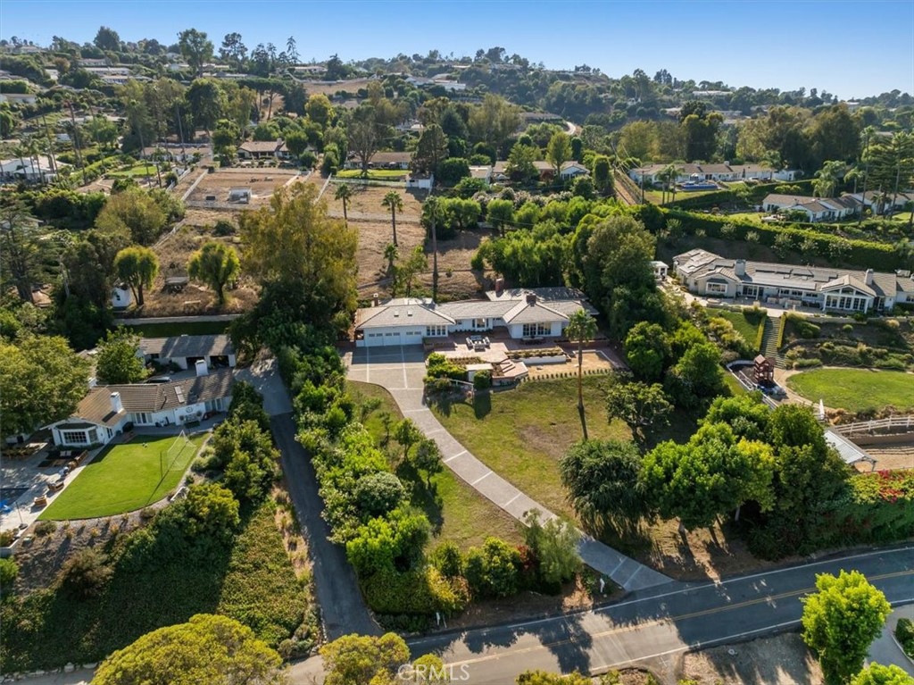 1 Outrider Road Property Photo 69