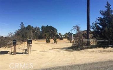 7494 Mojave Tropico Rd Property Photo 2