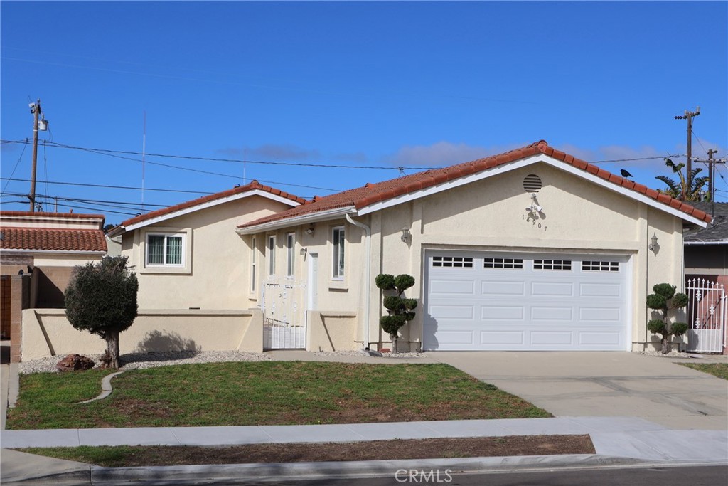 18907 Felbar Avenue Property Photo