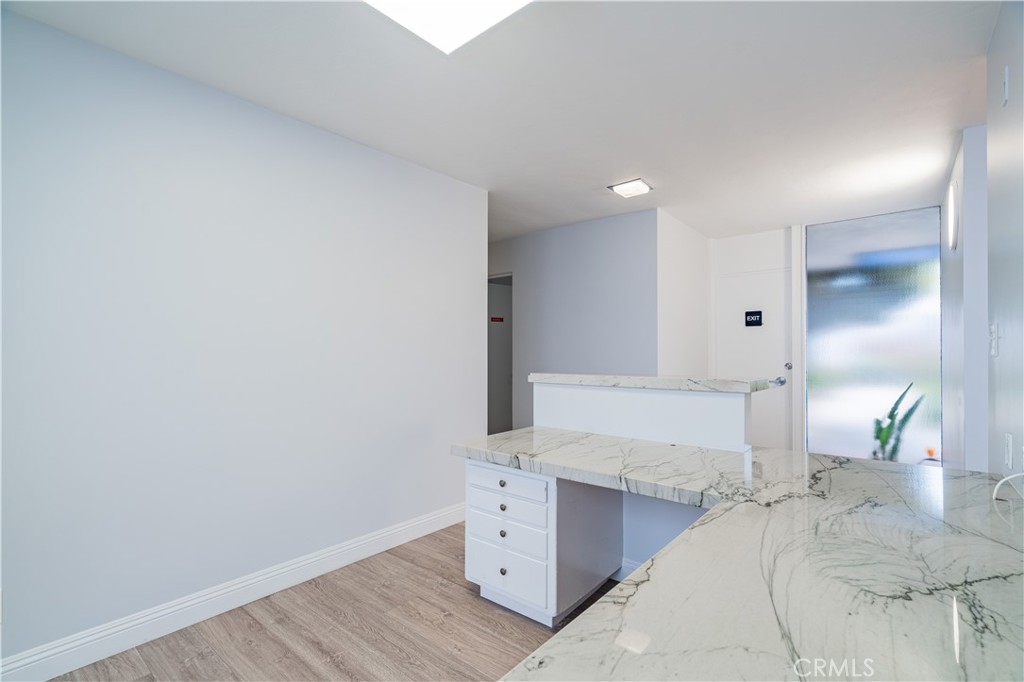 739 W 9th Street Property Photo 6