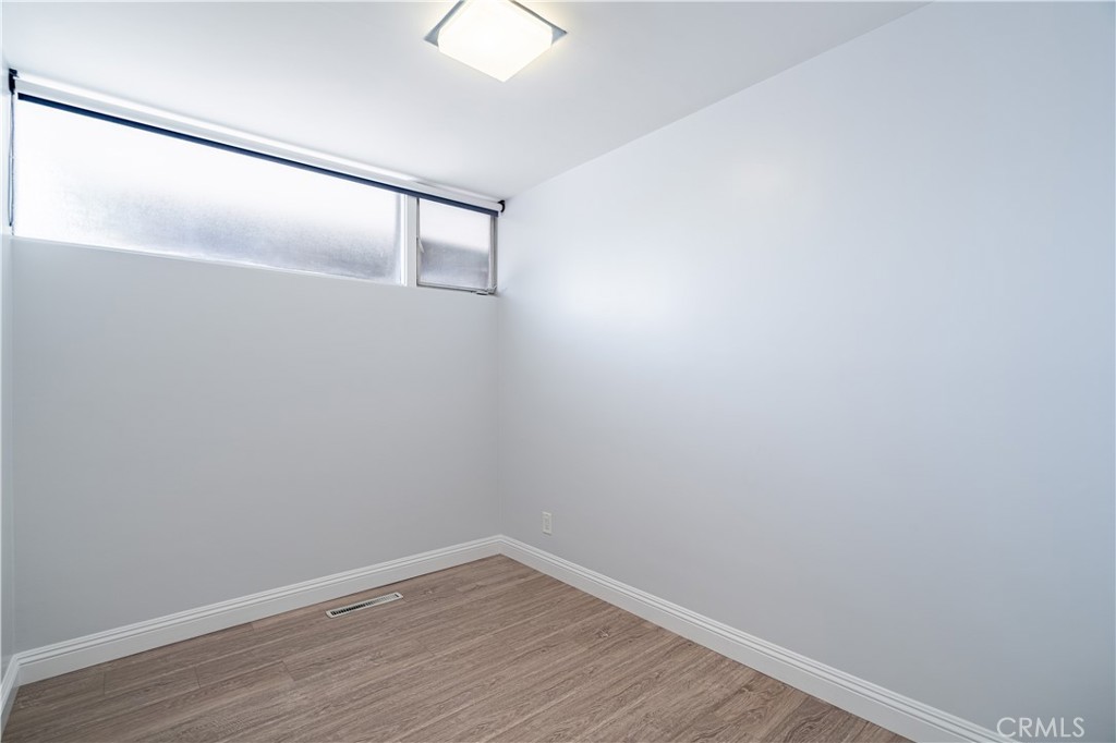 739 W 9th Street Property Photo 11