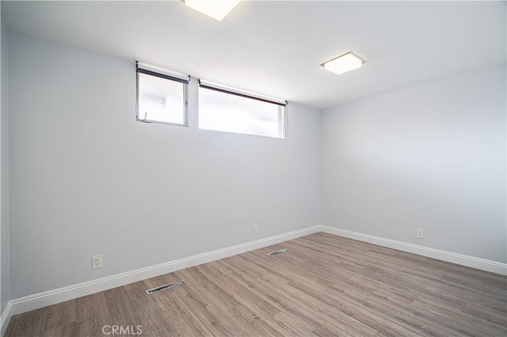 739 W 9th Street Property Photo 17
