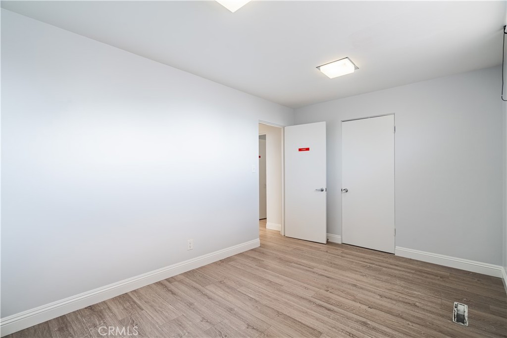 739 W 9th Street Property Photo 18