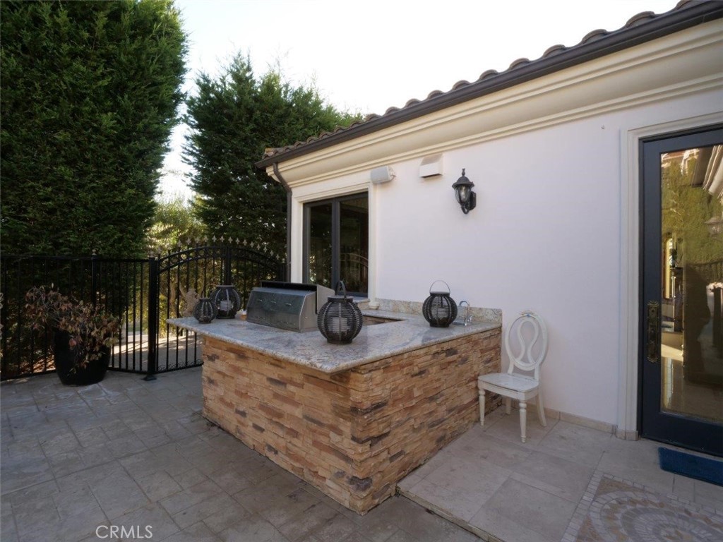 30150 Palos Verdes Drive W Property Photo 45