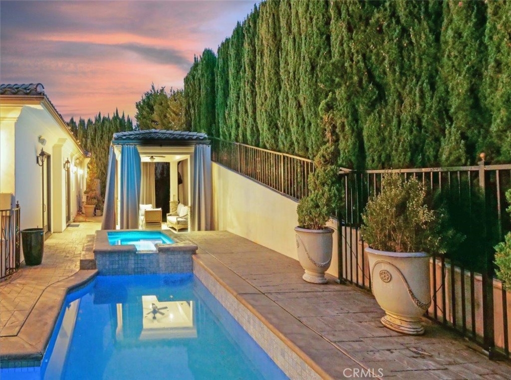30150 Palos Verdes Drive W Property Photo 47