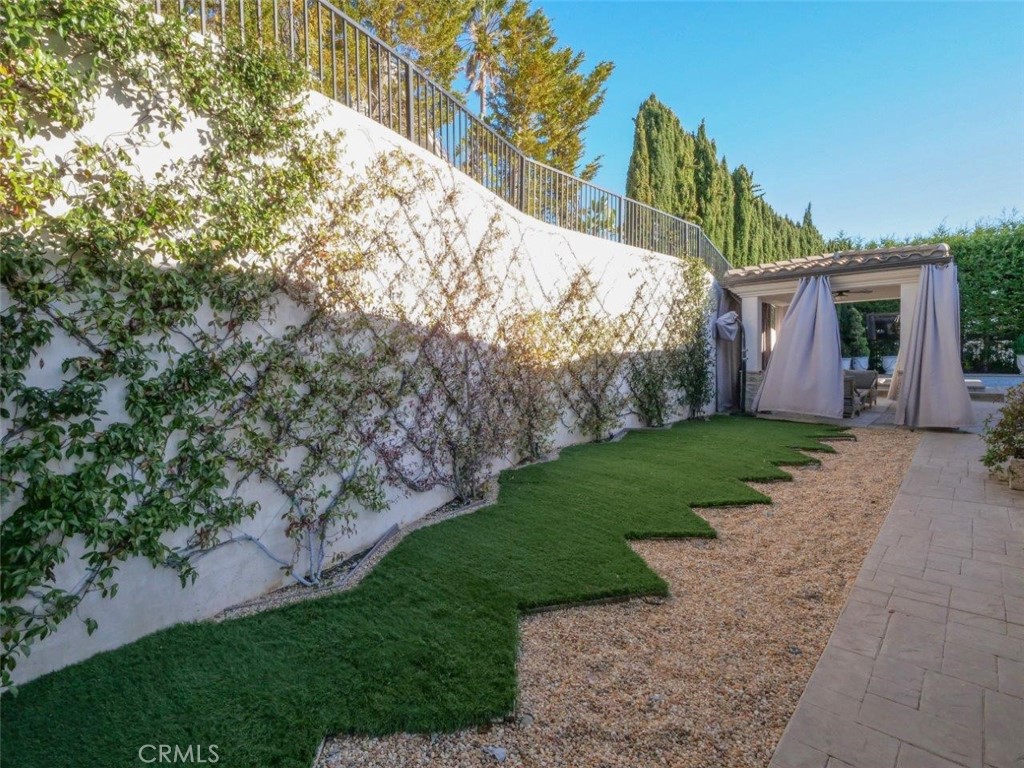 30150 Palos Verdes Drive W Property Photo 49