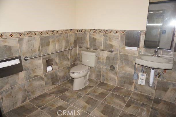 3175 Old Conejo Road 200 Property Photo 7