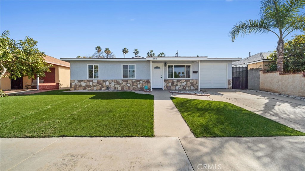 18618 Bonham Avenue Property Photo