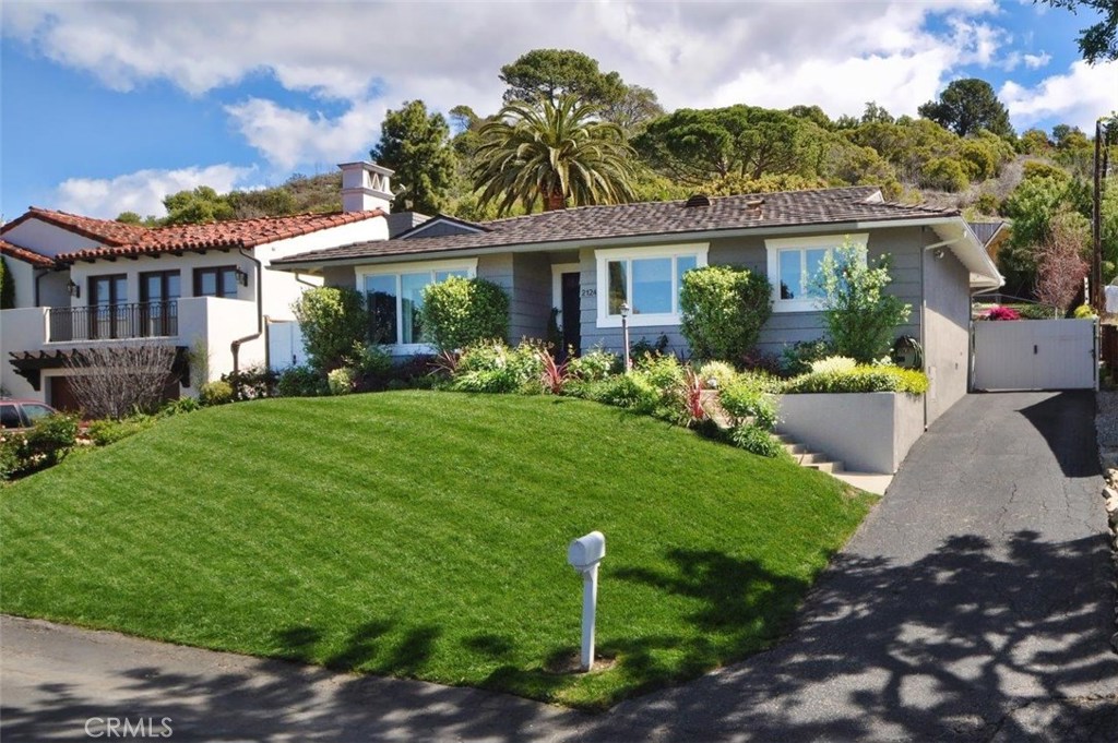 2124 Via Rivera Property Photo