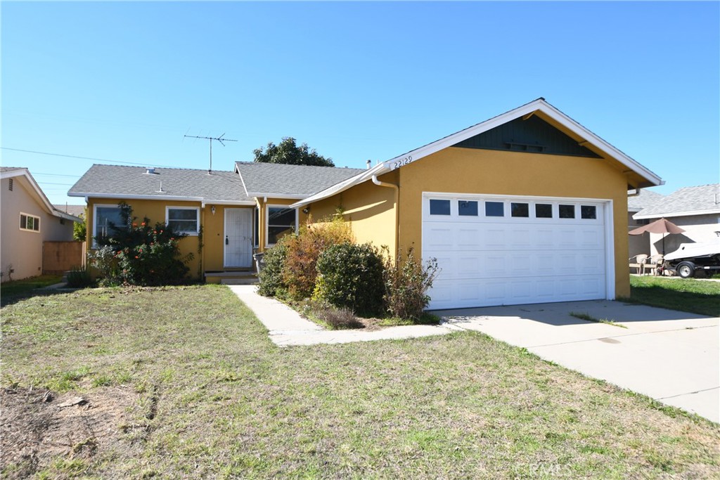 22129 Bonita Street Property Photo