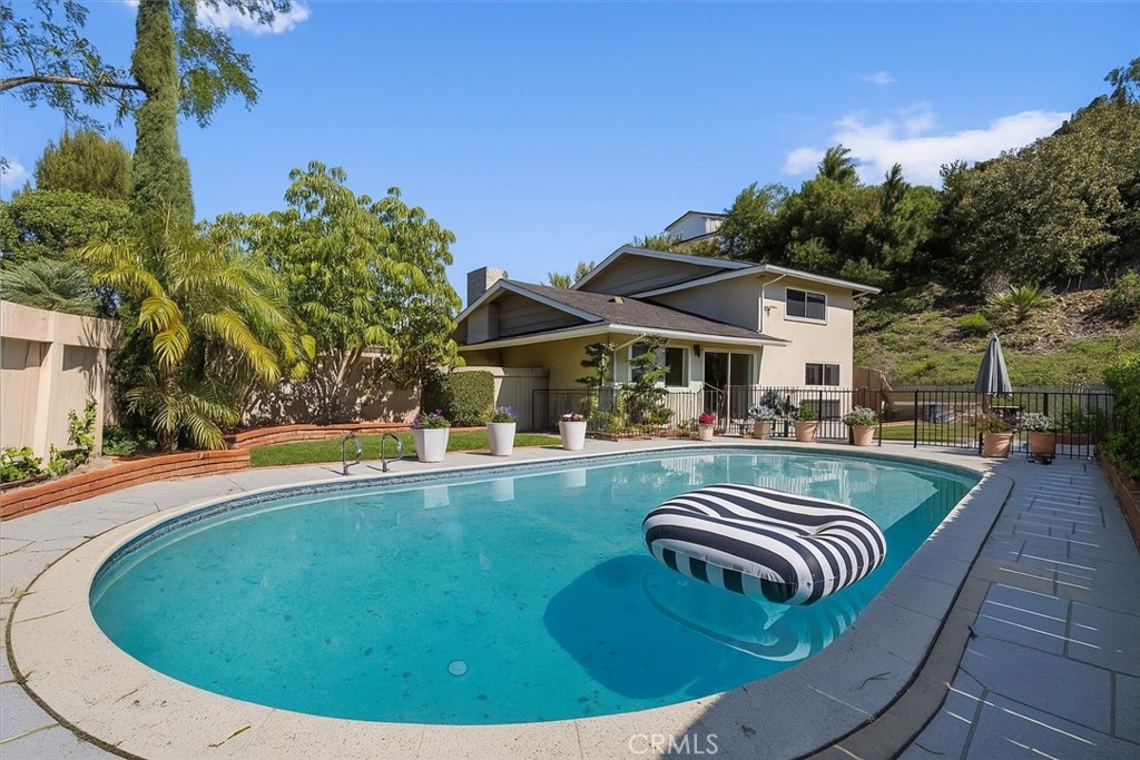 54 Encanto Drive Property Photo