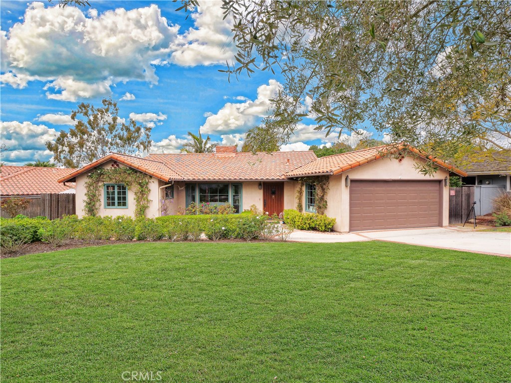 1105 Via Coronel Property Photo