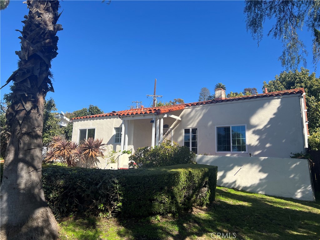 1520 Palos Verdes Drive West Property Photo