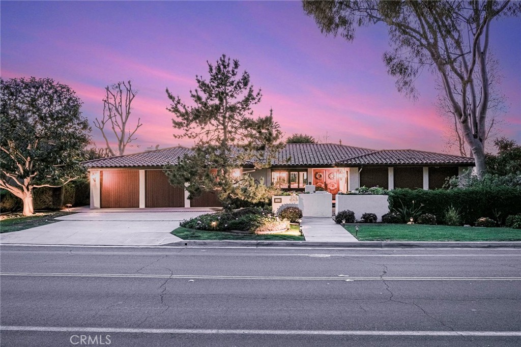 1413 Via Coronel Property Photo