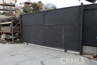 661 N Pacific Avenue Property Photo 5