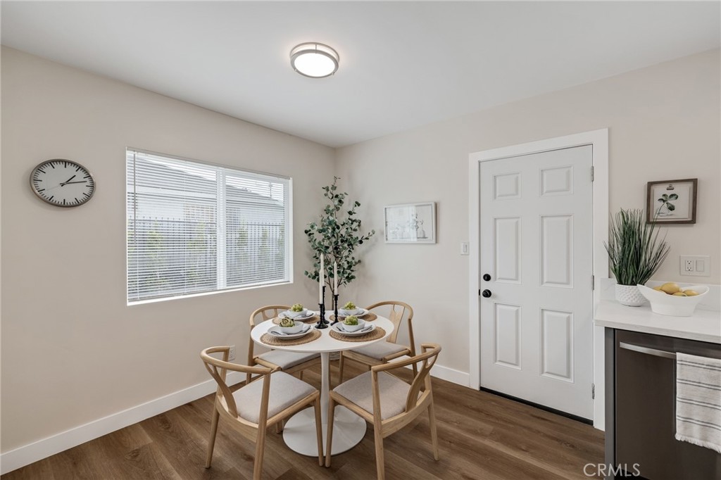 13933 Doty Property Photo 18