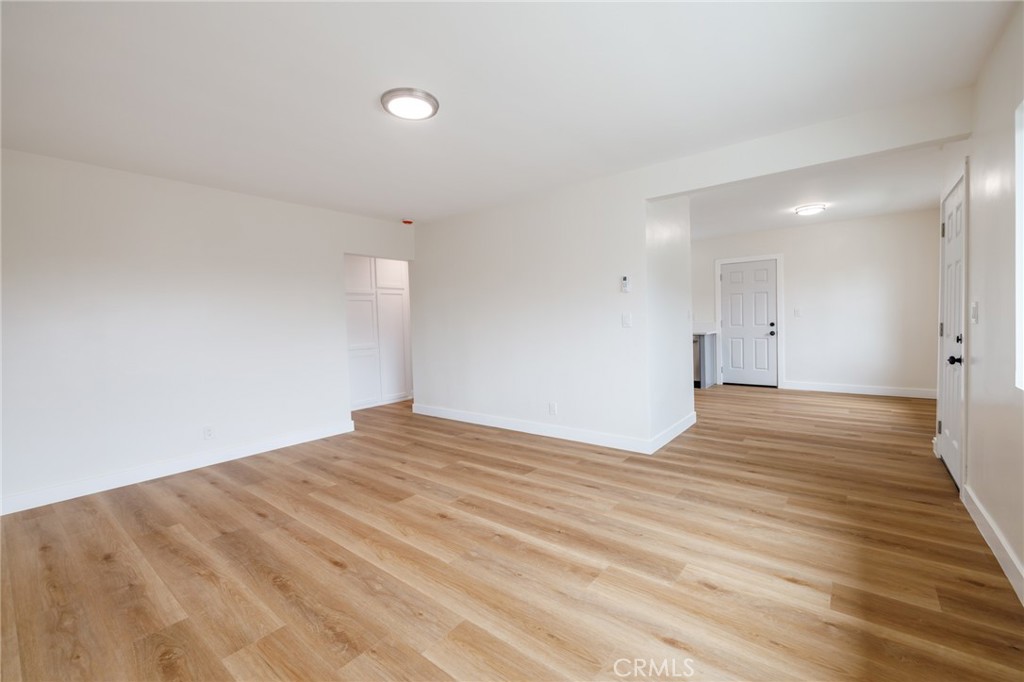 13933 Doty Property Photo 41