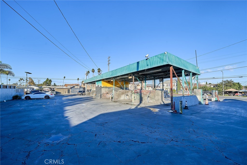 5951 S Figueroa Street Property Photo 6