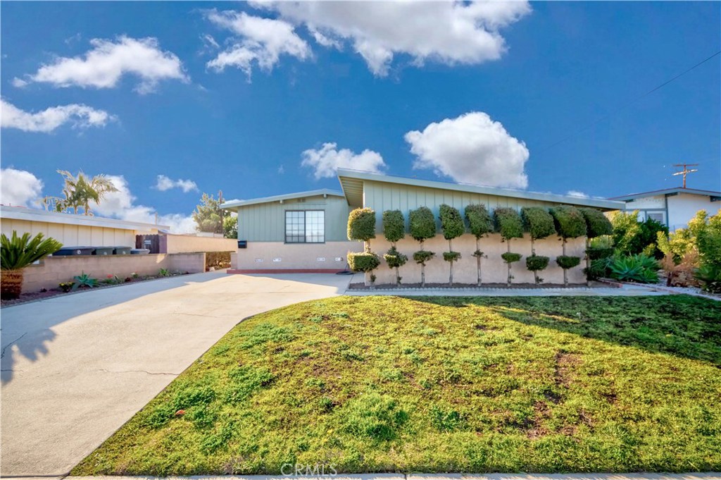 24239 Huber Property Photo