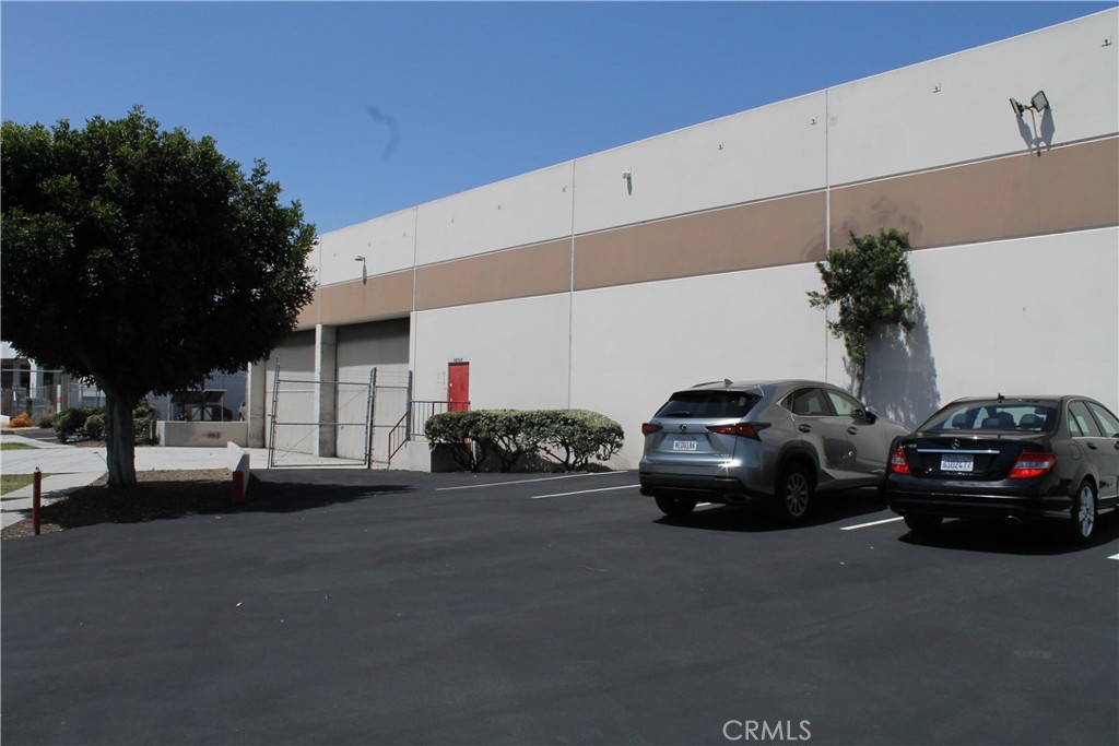 18737 S Reyes Avenue Property Photo 3