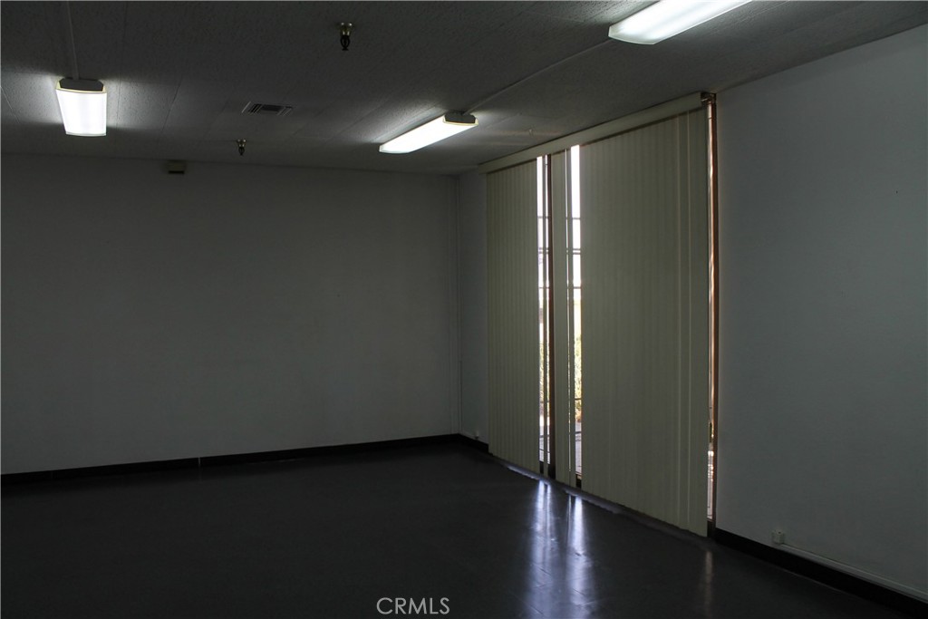 18737 S Reyes Avenue Property Photo 30