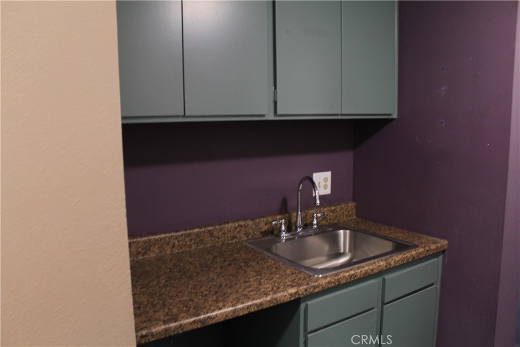 18737 S Reyes Avenue Property Photo 31