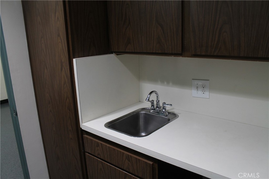 18737 S Reyes Avenue Property Photo 35